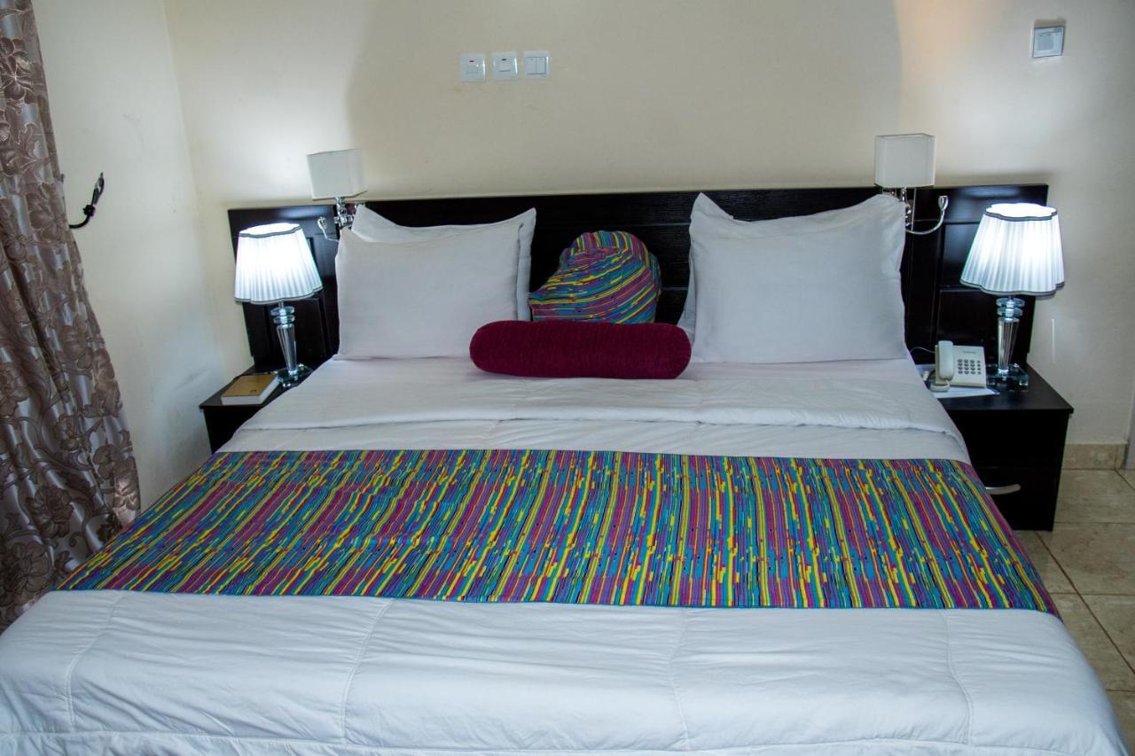 Peace Media Hotels Abuja Esterno foto