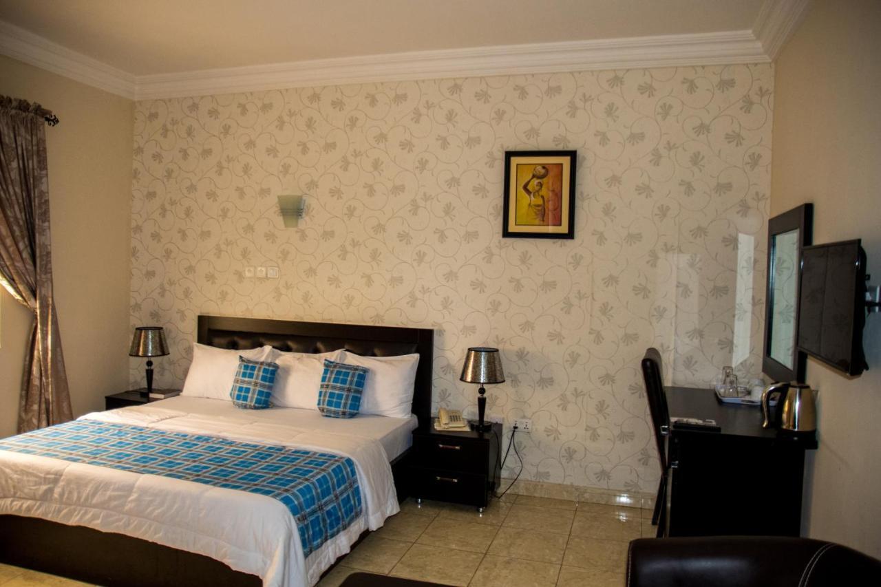 Peace Media Hotels Abuja Esterno foto